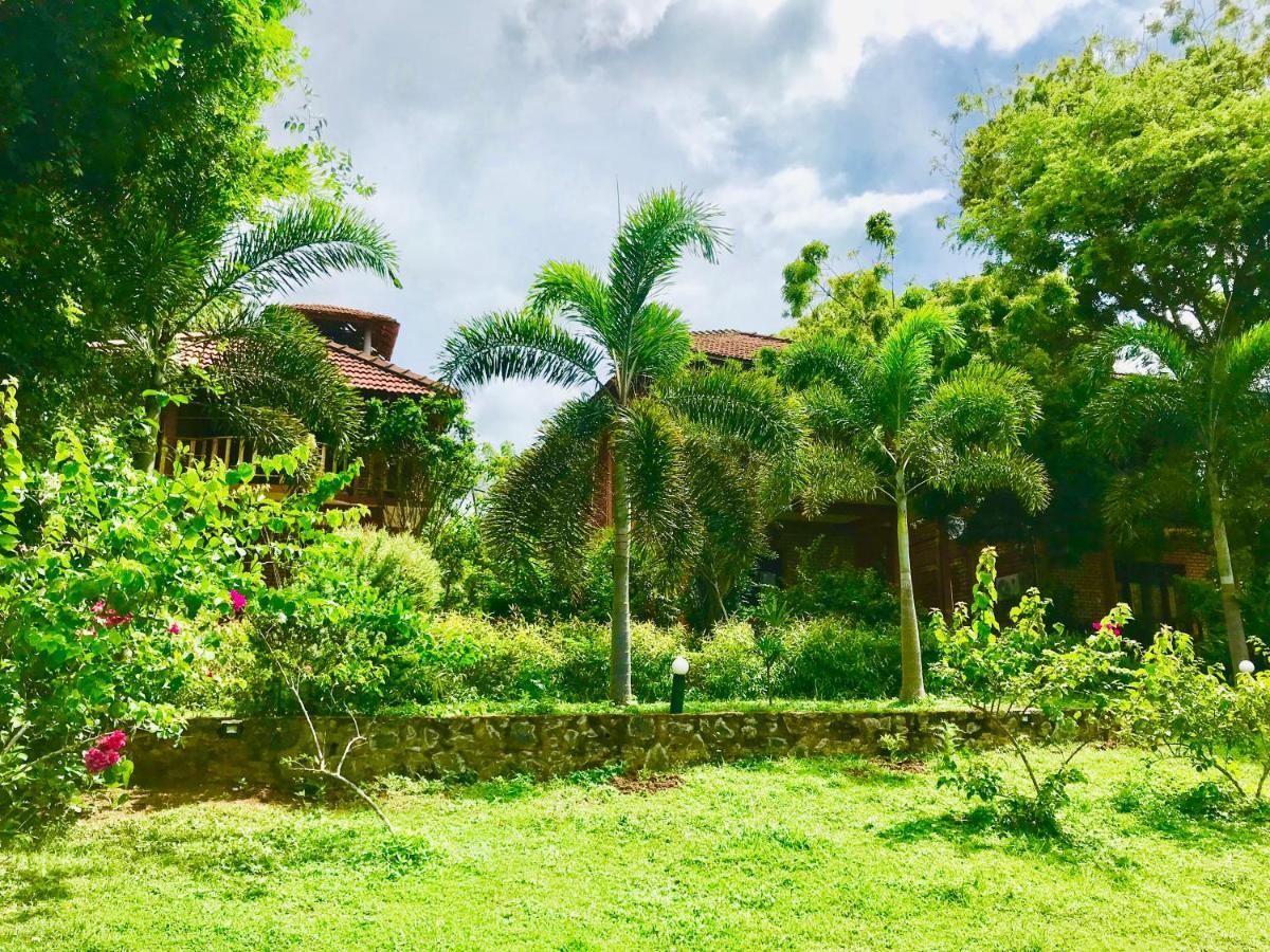 Eagles Nest Cabanas Tangalle Exterior photo