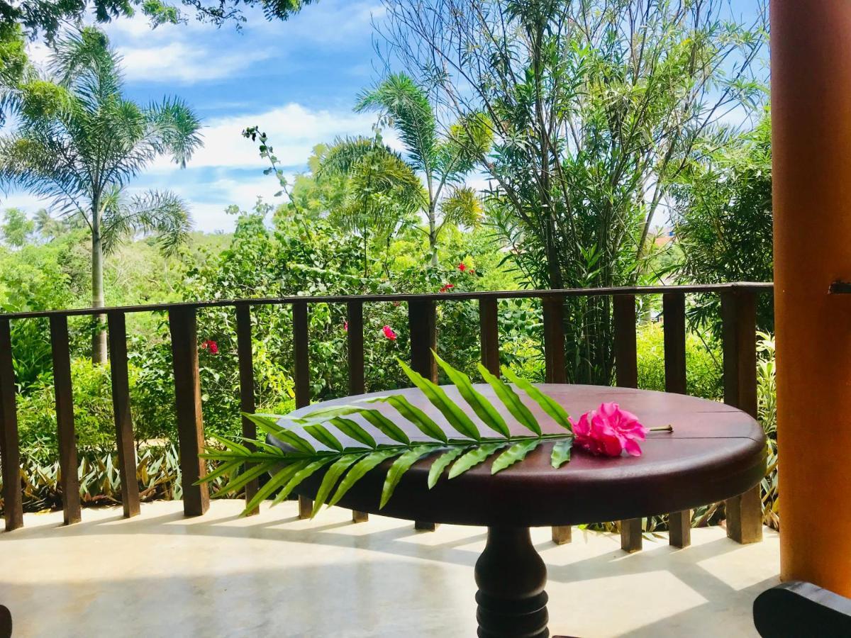 Eagles Nest Cabanas Tangalle Exterior photo